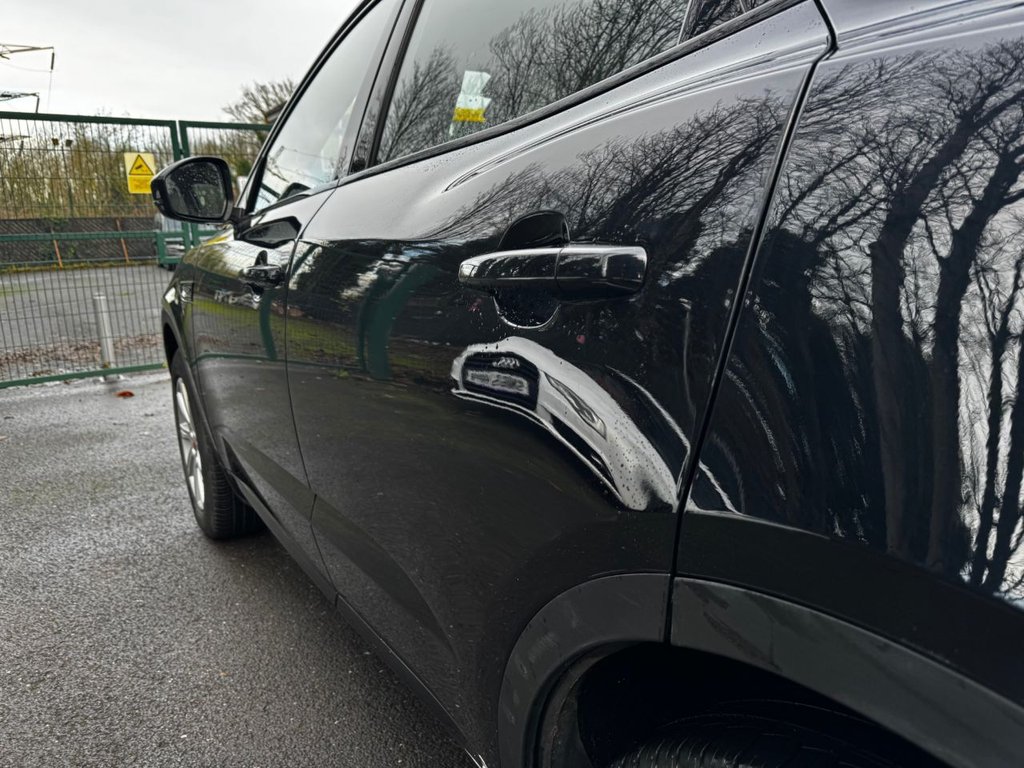 Used Jaguar E-Pace 2019 for sale - 76962096: Photo 9