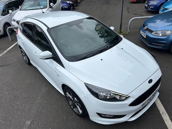 Used Ford Focus 2017 for sale - 75642087: Photo