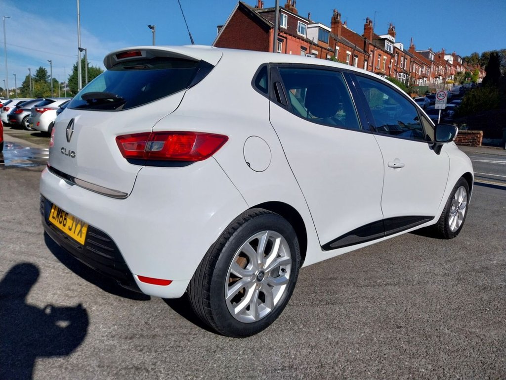 Used Renault Clio 2016 for sale - 76509552: Photo 3