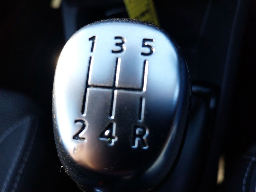 Used Renault Clio 2016 for sale - 76509552: Photo 30