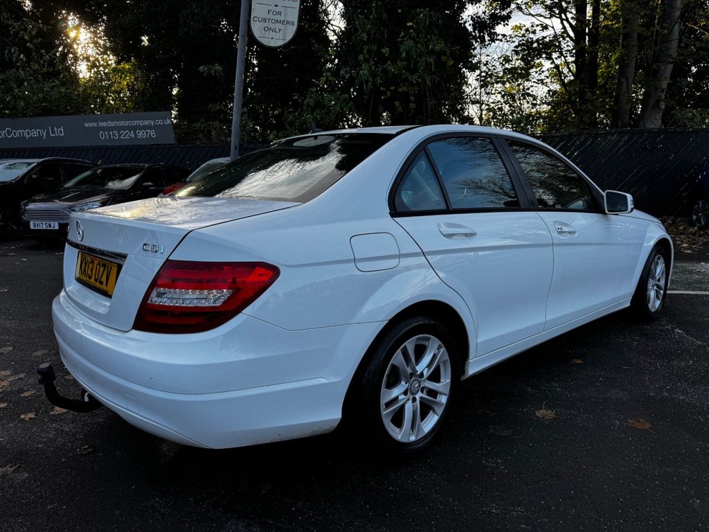 Used Mercedes-Benz C Class 2013 for sale - 76655460: Photo 5