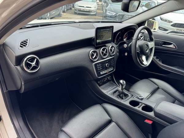 Used Mercedes-Benz A-Class 2017 for sale - 75752917: Photo 12
