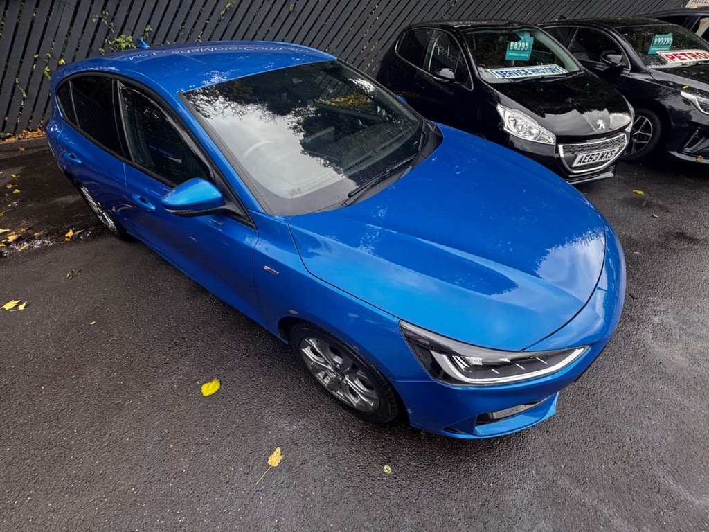 Used Ford Focus 2023 for sale - 76454208: Photo 3