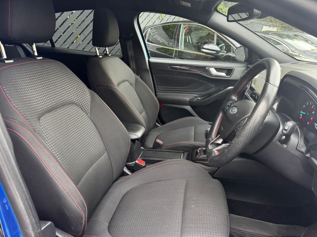 Used Ford Focus 2023 for sale - 76454208: Photo 31