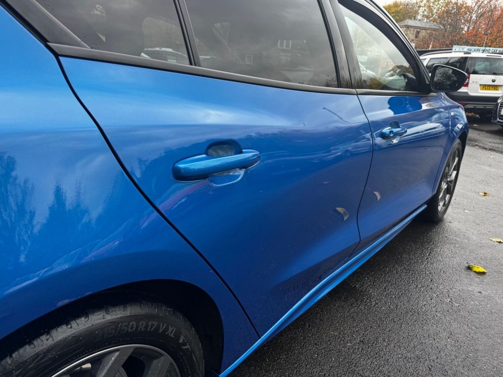 Used Ford Focus 2023 for sale - 76454208: Photo 5