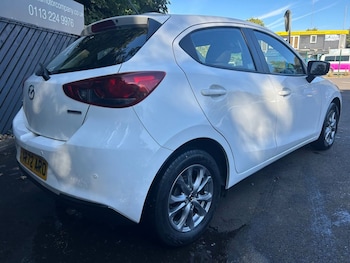 Used Mazda Mazda2 2022 for sale - 76118490: Photo 3