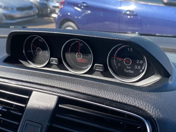 Used Volkswagen Scirocco 2016 for sale - 76080297: Photo 34