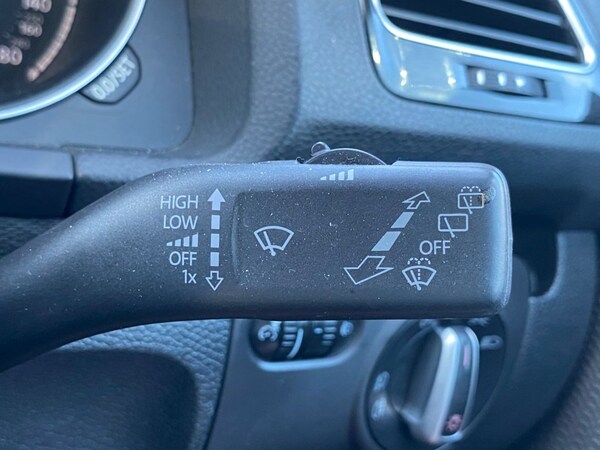 Used Volkswagen Scirocco 2016 for sale - 76080297: Photo 44