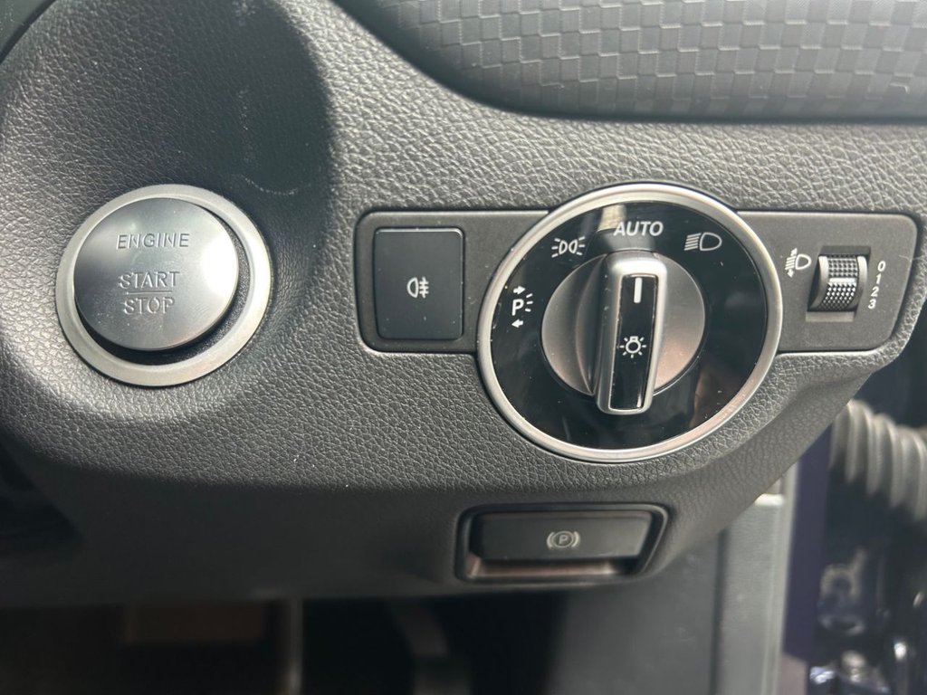 Used Mercedes-Benz A-Class 2017 for sale - 76279632: Photo 32