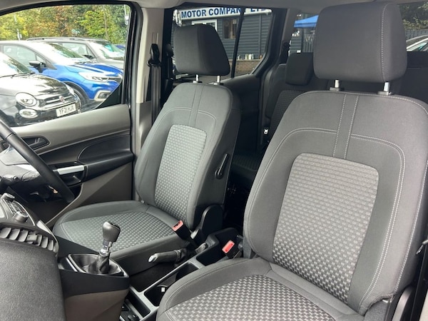 Used Ford Grand Tourneo Connect 2021 for sale - 76236221: Photo 21