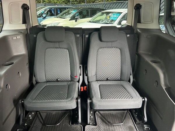 Used Ford Grand Tourneo Connect 2021 for sale - 76236221: Photo 28