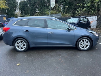 Used Kia Ceed 2015 for sale - 76840832: Photo