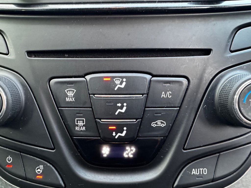 Used Vauxhall Insignia 2015 for sale - 76962137: Photo 31