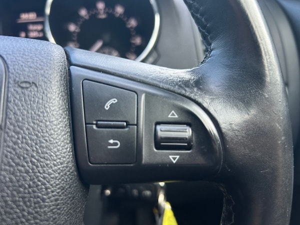 Used Skoda Yeti 2013 for sale - 76223832: Photo 42