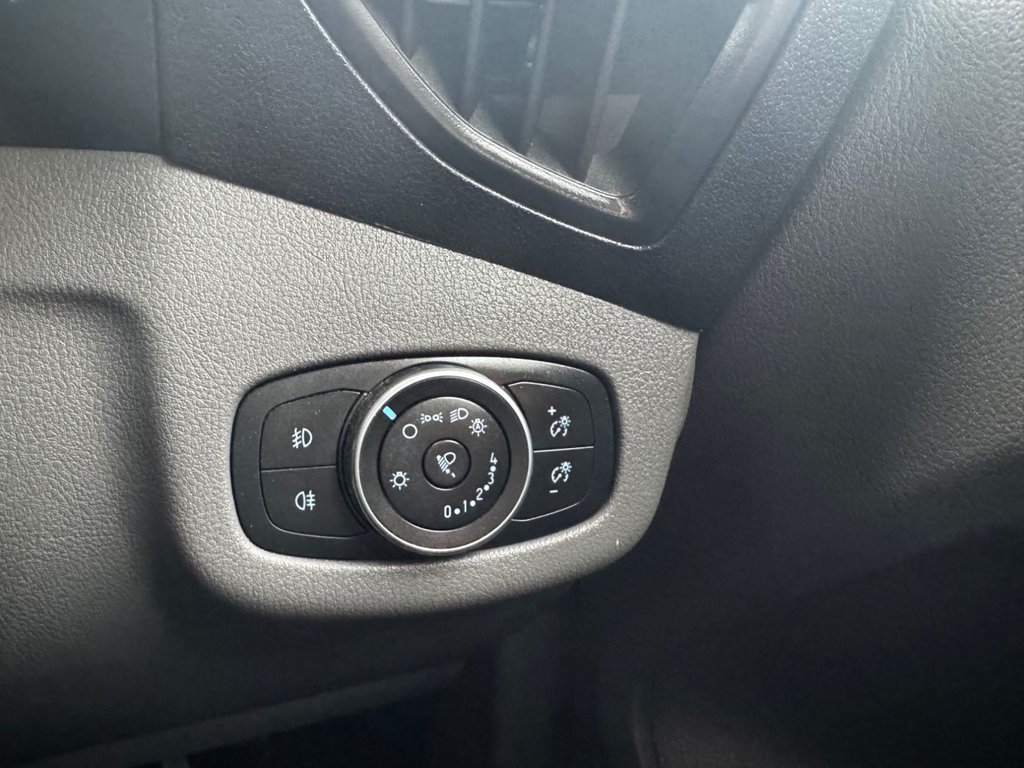 Used Ford Grand Tourneo Connect 2020 for sale - 76546685: Photo 30