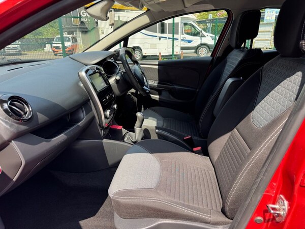 Used Renault Clio 2015 for sale - 74931447: Photo 16