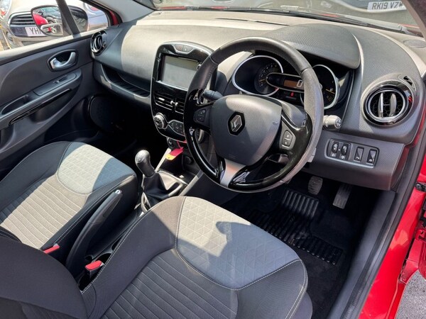 Used Renault Clio 2015 for sale - 74931447: Photo 28