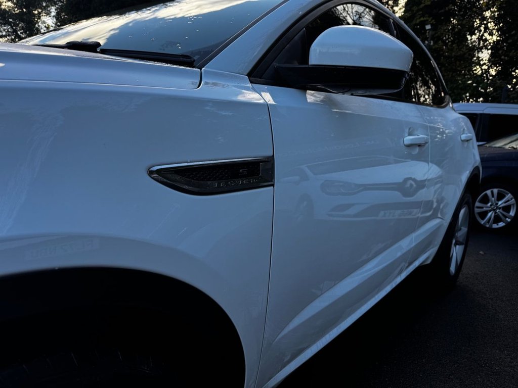 Used Jaguar E-Pace 2019 for sale - 76535790: Photo 13