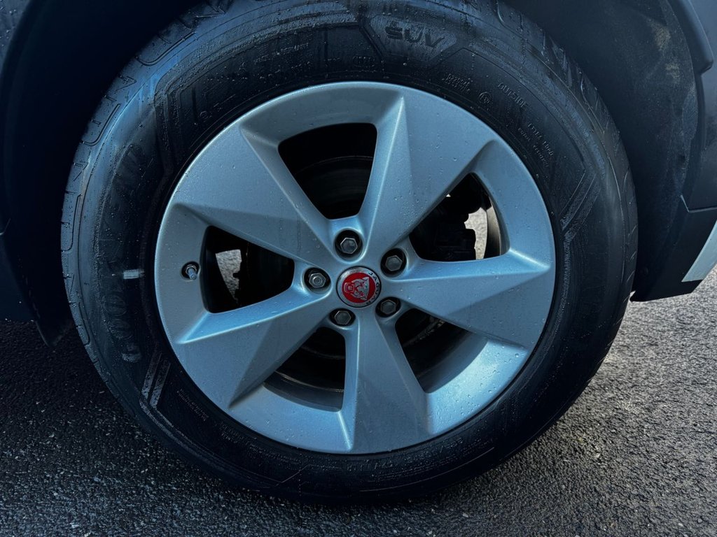 Used Jaguar E-Pace 2019 for sale - 76535790: Photo 17