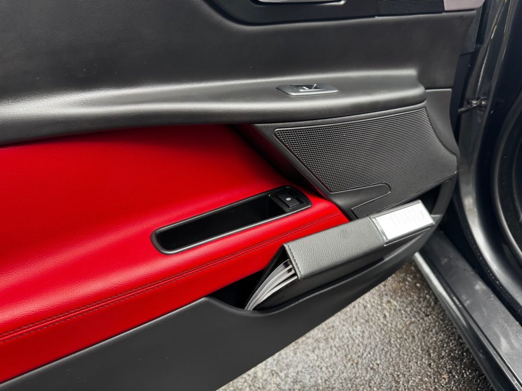 Used Jaguar XE 2017 for sale - 76406220: Photo 13