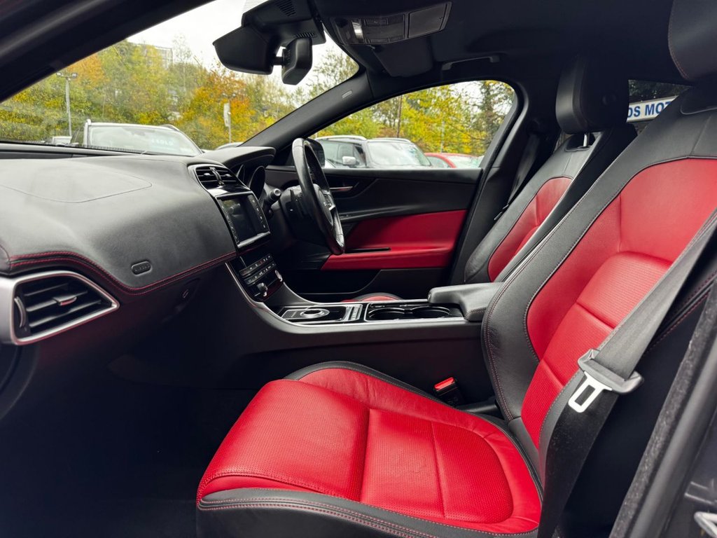 Used Jaguar XE 2017 for sale - 76406220: Photo 15