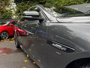 Used Jaguar XE 2017 for sale - 76406220: Photo