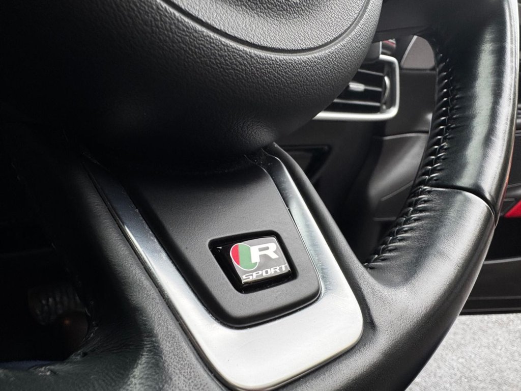 Used Jaguar XE 2017 for sale - 76406220: Photo 46