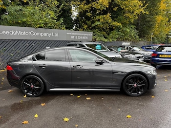 Used Jaguar XE 2017 for sale - 76406220: Photo