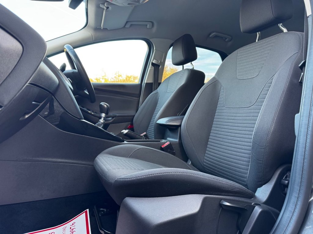 Used Ford Focus 2017 for sale - 76655369: Photo 18