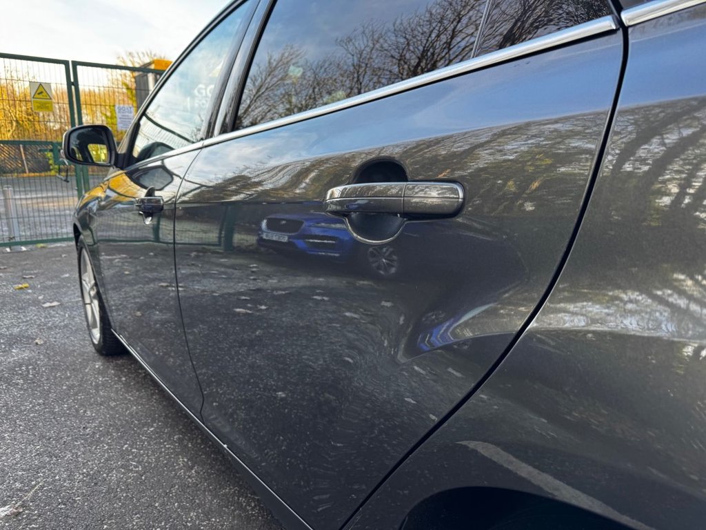 Used Ford Focus 2017 for sale - 76655369: Photo 8