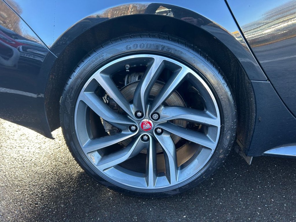 Used Jaguar XF 2017 for sale - 76784233: Photo 14