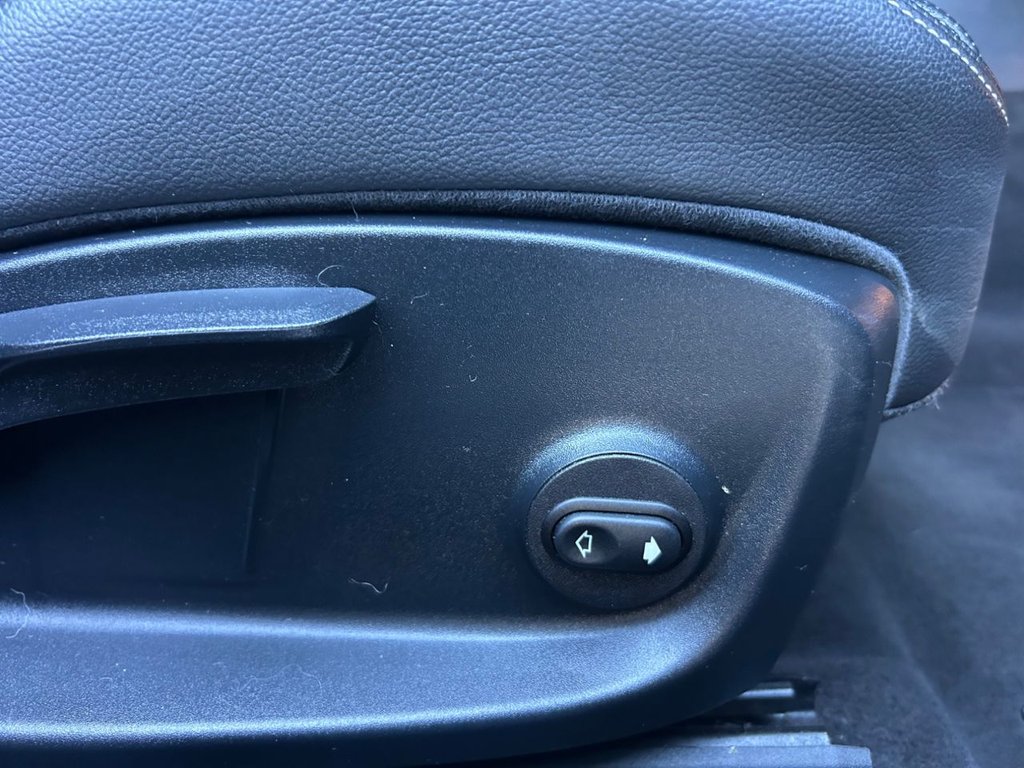 Used Jaguar XF 2017 for sale - 76784233: Photo 31