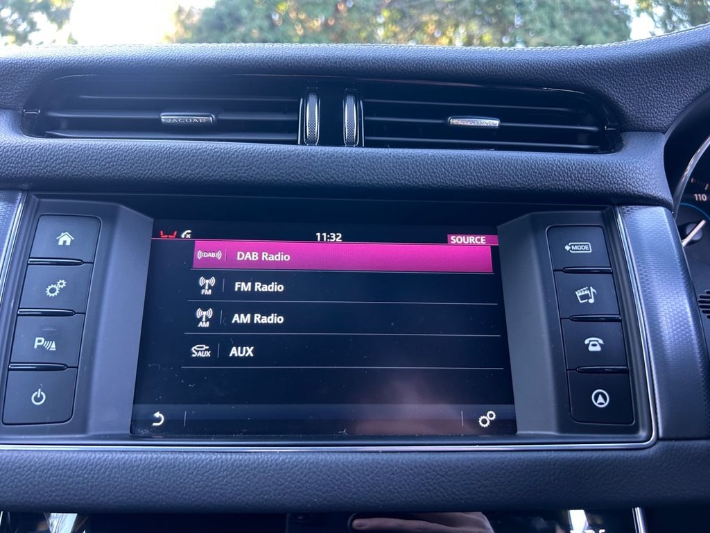 Used Jaguar XF 2017 for sale - 76784233: Photo 40