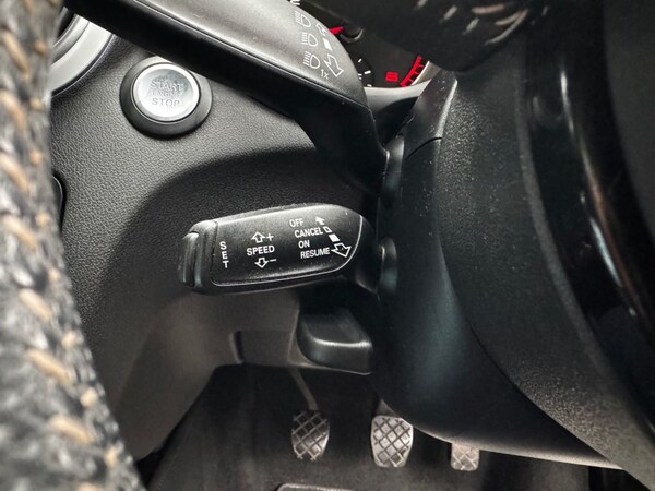 Used Audi A1 2014 for sale - 76256352: Photo 40