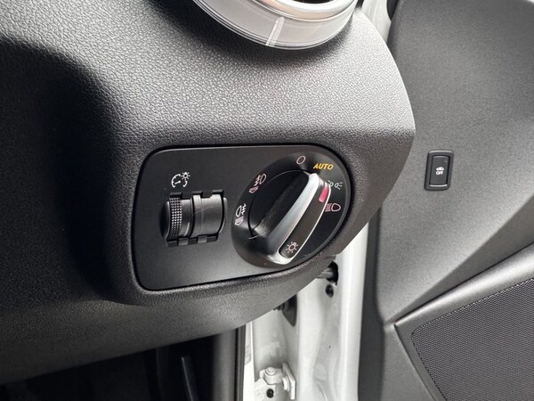 Used Audi A1 2014 for sale - 76256352: Photo 43