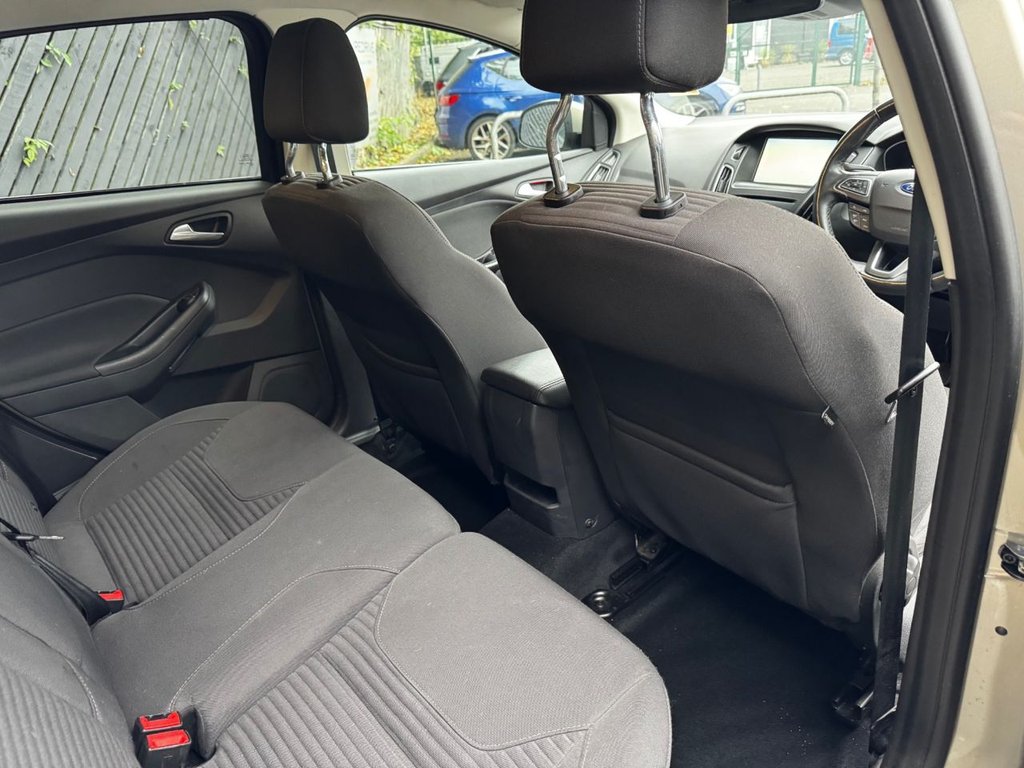 Used Ford Focus 2015 for sale - 76304041: Photo 29