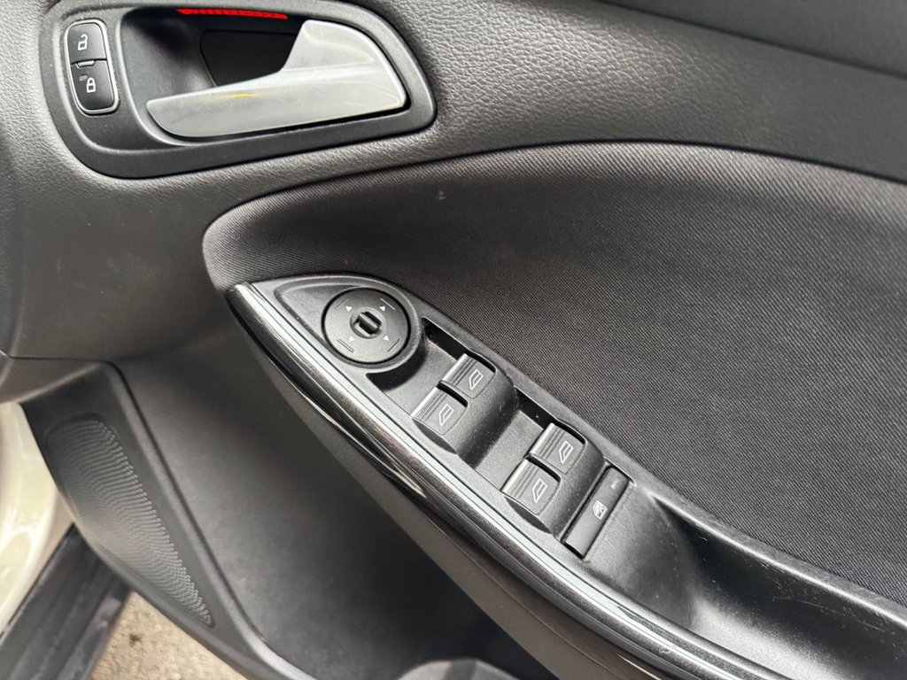 Used Ford Focus 2015 for sale - 76304041: Photo 36