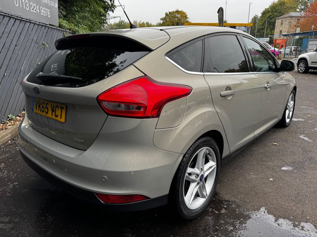 Used Ford Focus 2015 for sale - 76304041: Photo 4