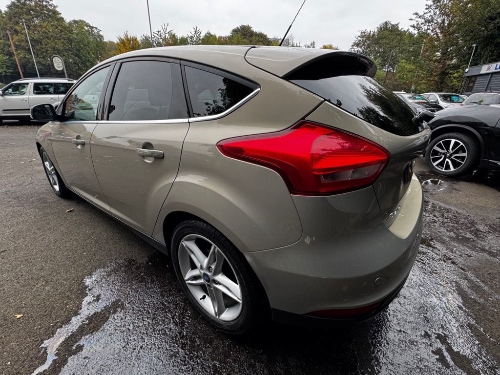 Used Ford Focus 2015 for sale - 76304041: Photo 6