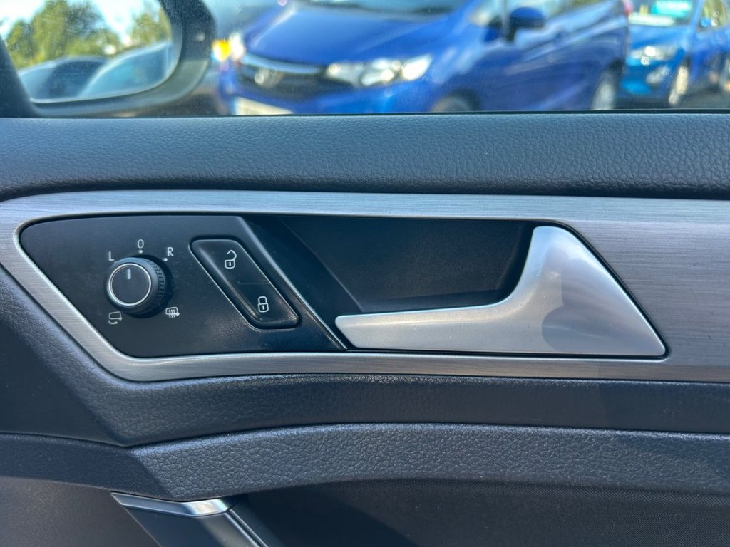 Used Volkswagen Golf 2016 for sale - 76068862: Photo 33