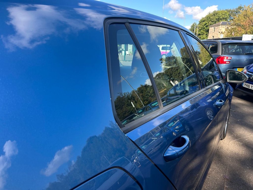 Used Volkswagen Golf 2016 for sale - 76068862: Photo 4