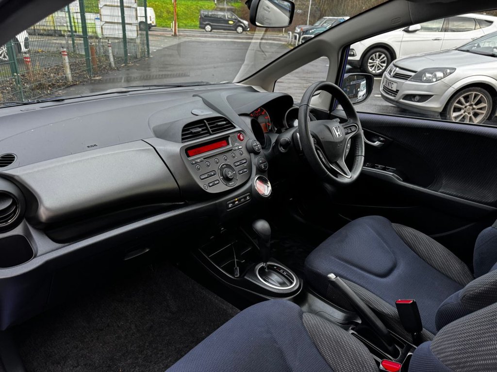 Used Honda Jazz 2011 for sale - 76973143: Photo 17