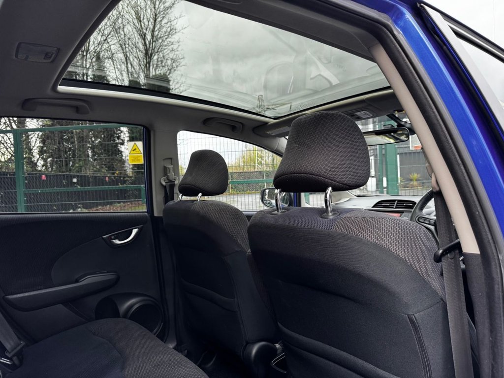 Used Honda Jazz 2011 for sale - 76973143: Photo 24