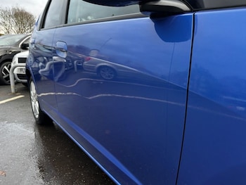 Used Honda Jazz 2011 for sale - 76973143: Photo