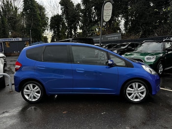 Used Honda Jazz 2011 for sale - 76973143: Photo