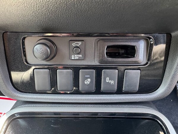 Used Mitsubishi Outlander 2017 for sale - 75596574: Photo 38