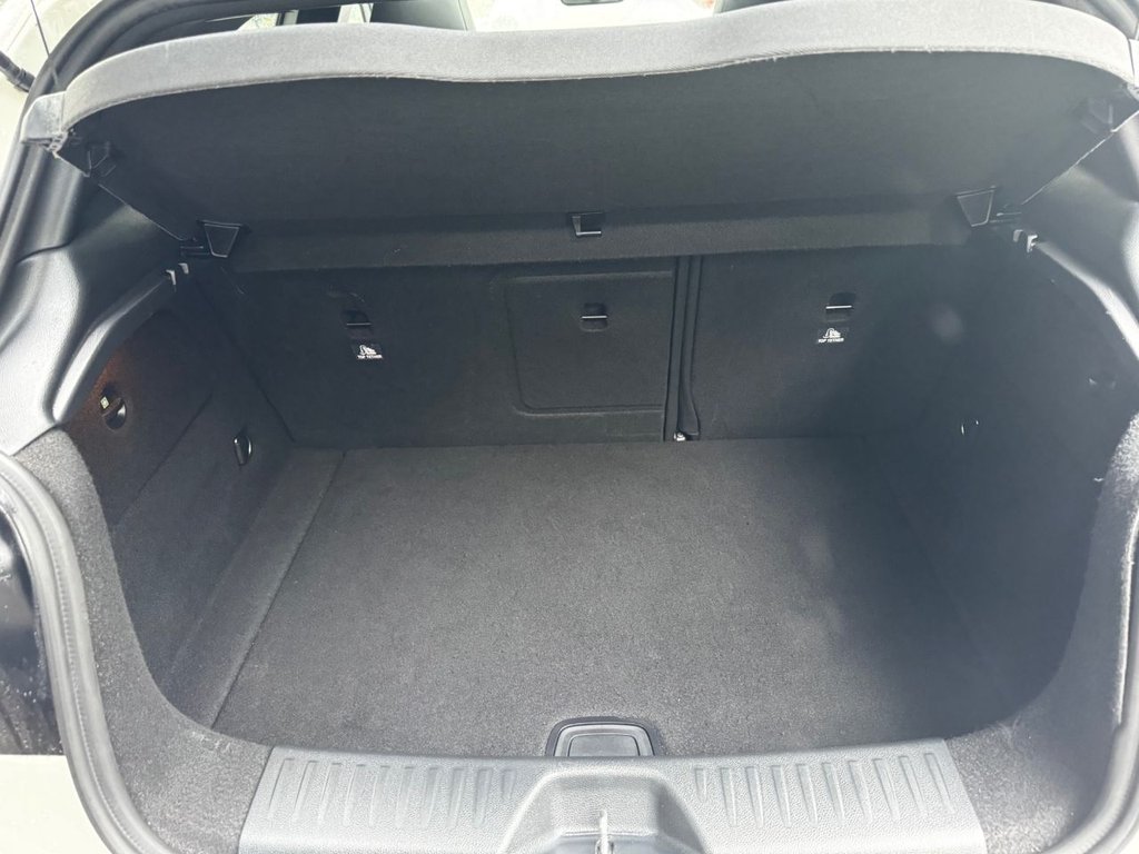 Used Mercedes-Benz A-Class 2015 for sale - 76710940: Photo 25