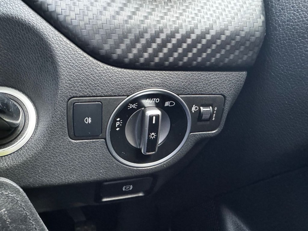 Used Mercedes-Benz A-Class 2015 for sale - 76710940: Photo 43