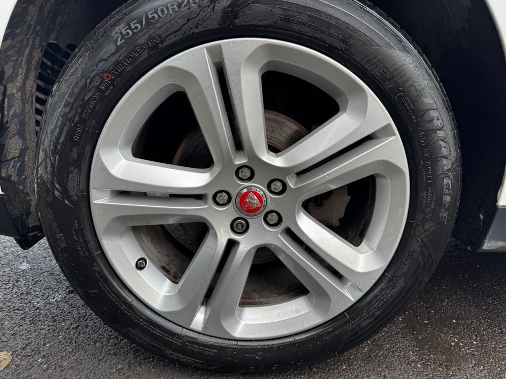 Used Jaguar F-Pace 2017 for sale - 76909850: Photo 17