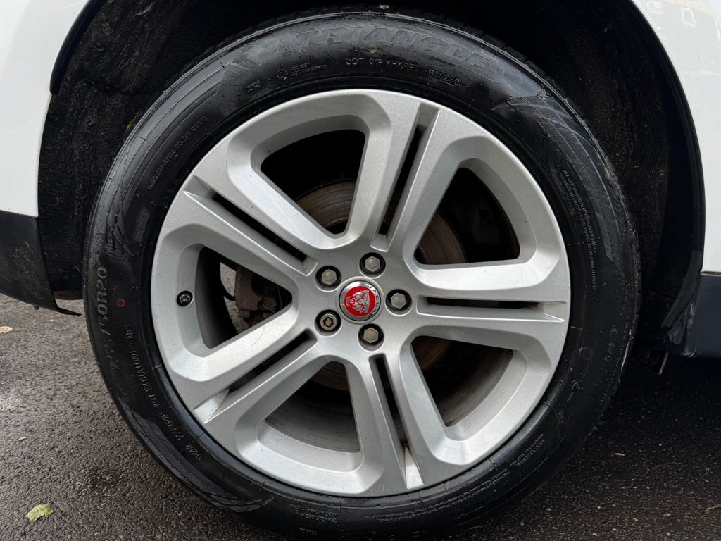 Used Jaguar F-Pace 2017 for sale - 76909850: Photo 18